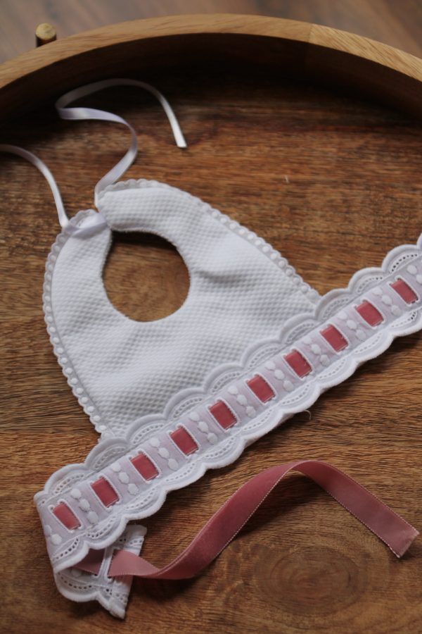 Babero piqué entredos Rosa