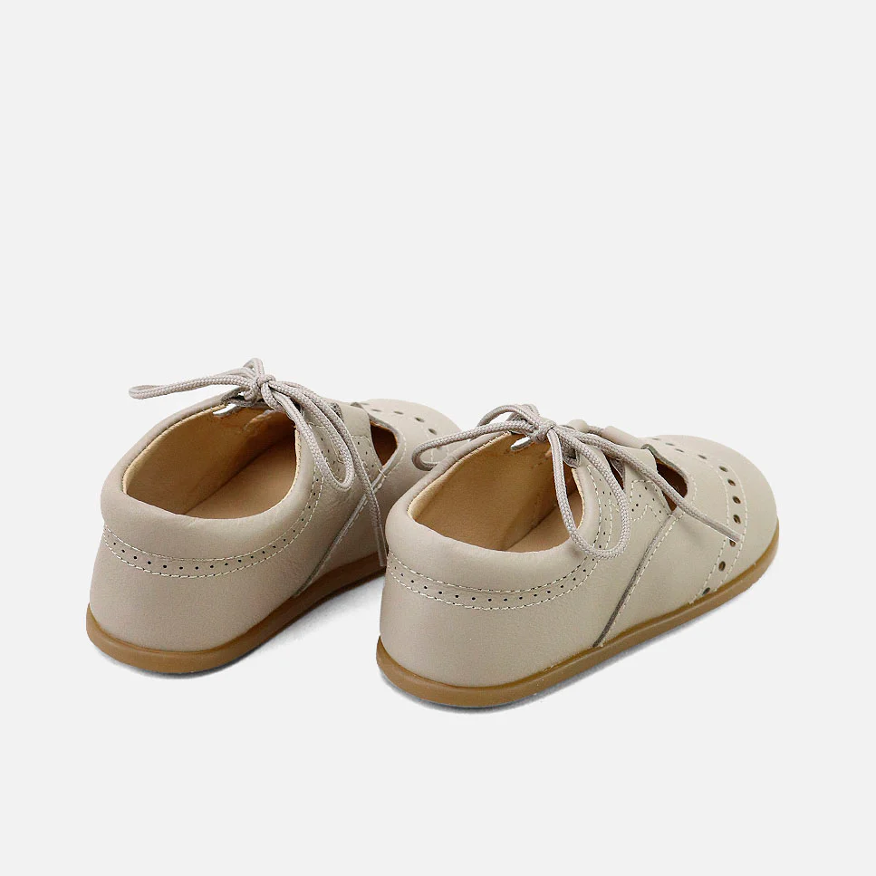 Inglesitos barefoot piel napa stone