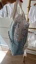 Mochila infantil cuadrada flor Dalia 