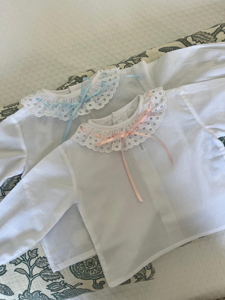 Blusa Mica lazo azul