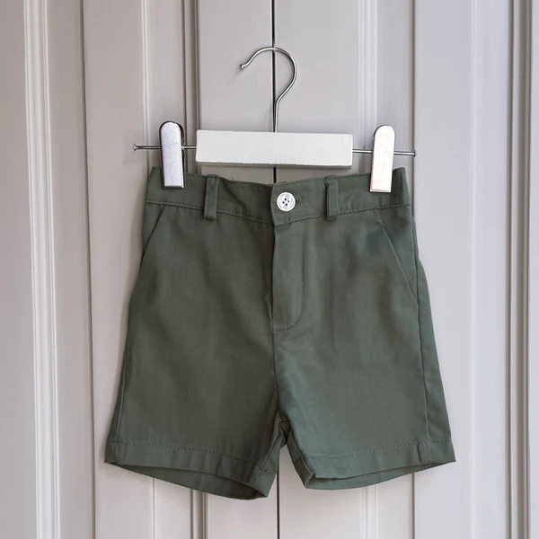 Pantalón corto verde