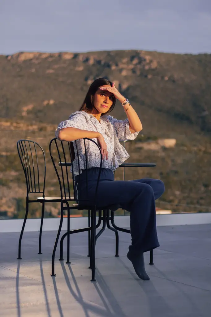 Camisa volantes flores mujer 