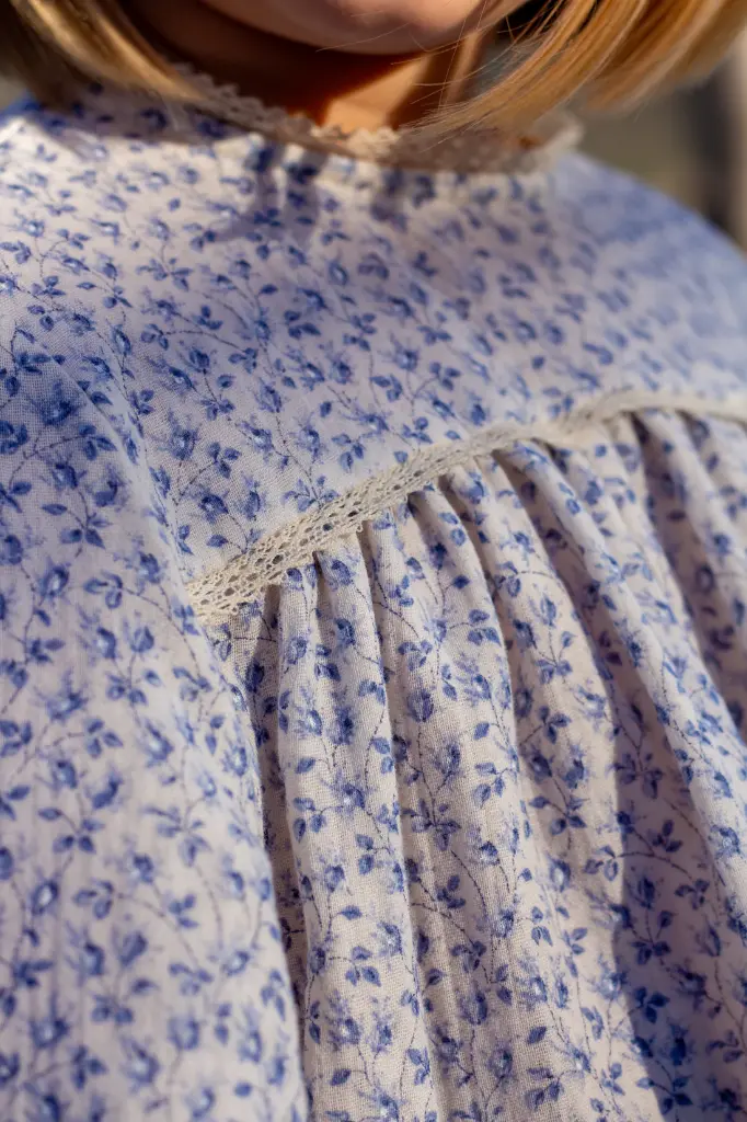 Vestido niña flores manga corta 