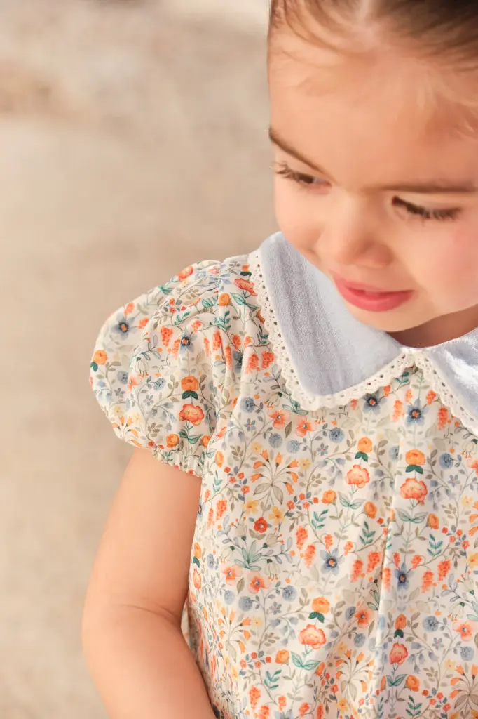 Camisa flores niña