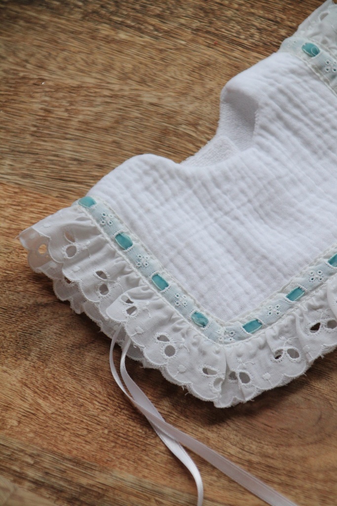 Babero bambula Flor azul