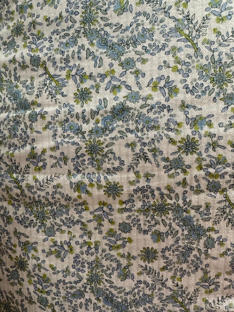 Saco silla beige flores azul Universal