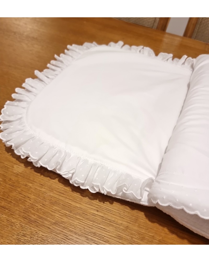 Salvababas carrito tira bordada de plumeti