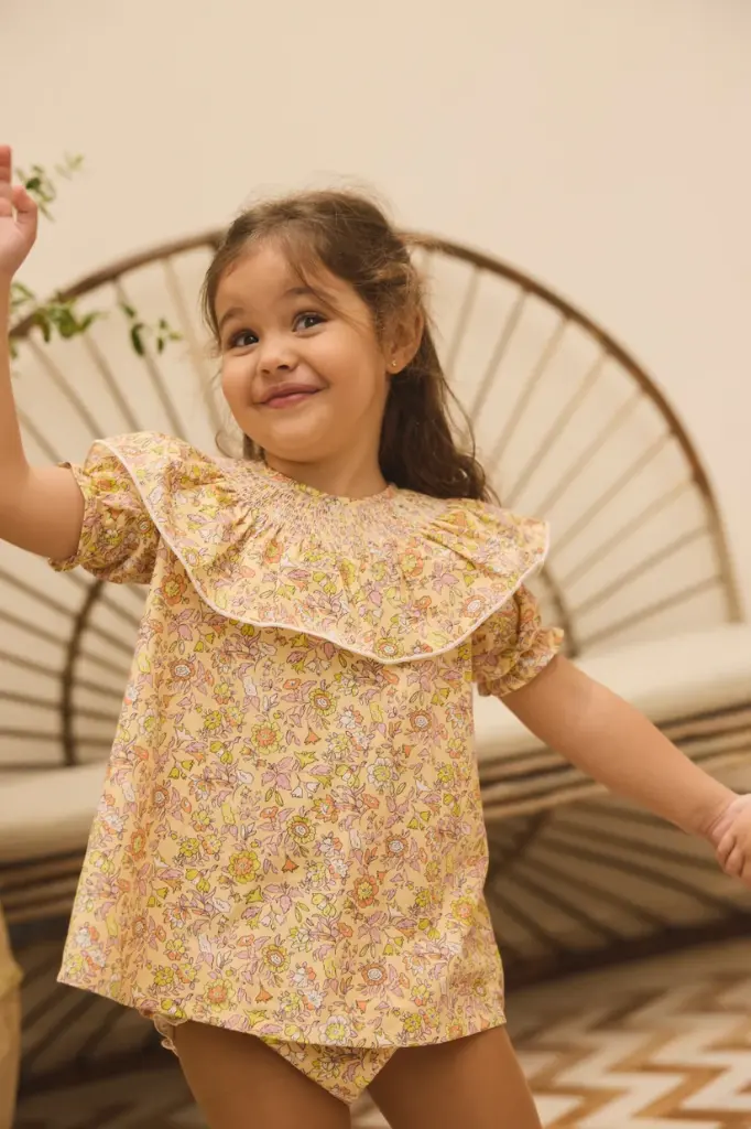 JESUSITO FLOR NIDO DE ABEJA