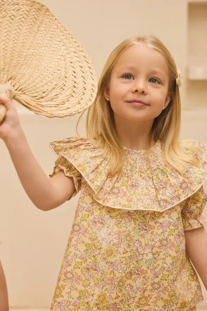 BLUSA FLOR NIDO DE ABEJA