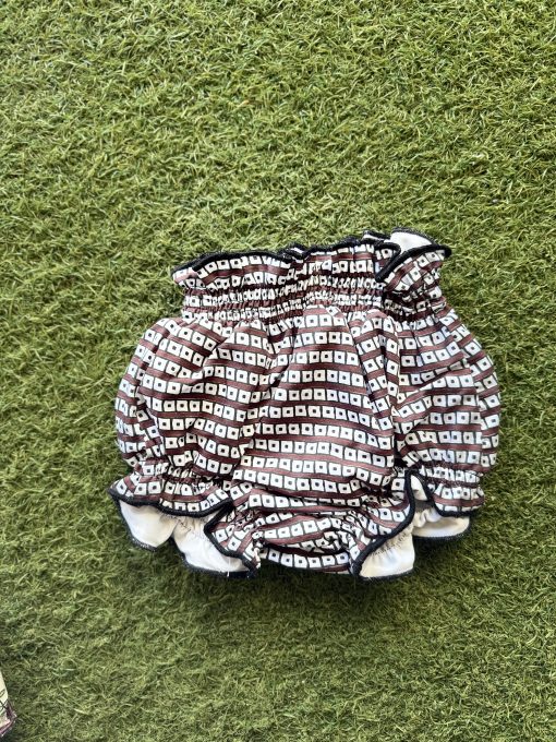 Cubrepañal Calas with Sombaby Boutique