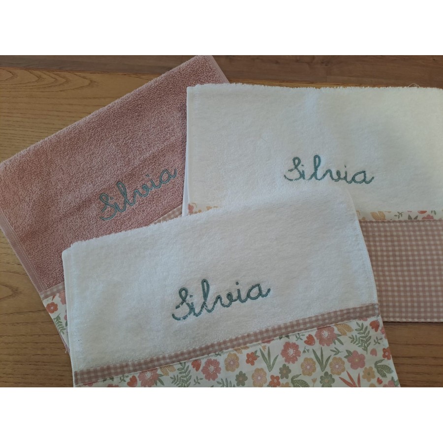 Toalla pequeña guarderia 