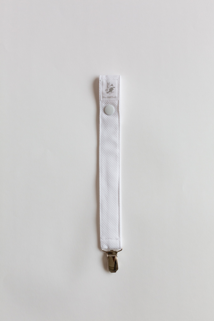 Chupetero piqué blanco